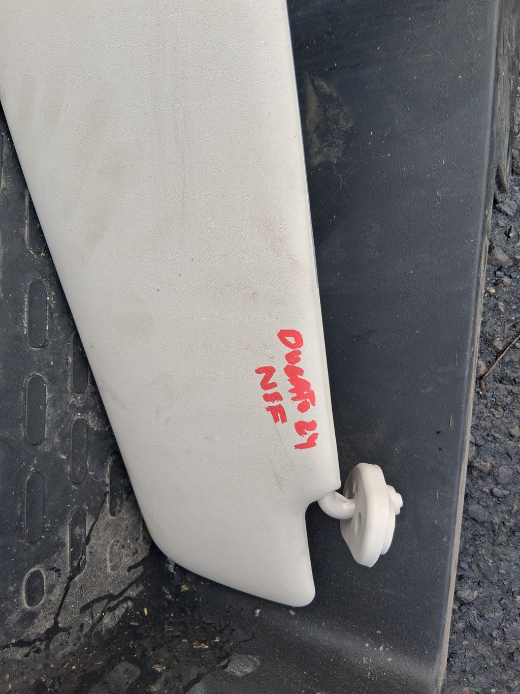 2024 FIAT DUCATO MK3 NSF PASSENGER SIDE FRONT LEFT SUN VISOR SHADE