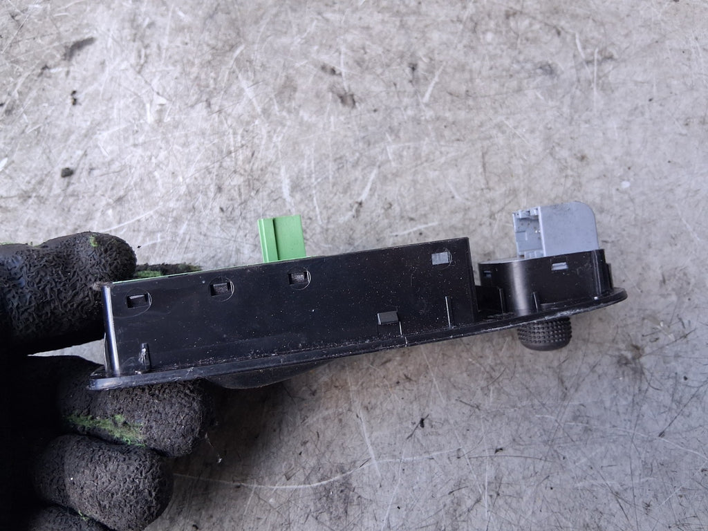 2021 PEUGEOT BOXER MK3 OSF DRIVER SIDE FRONT WINDOW CONTROL SWITCH 07356915110