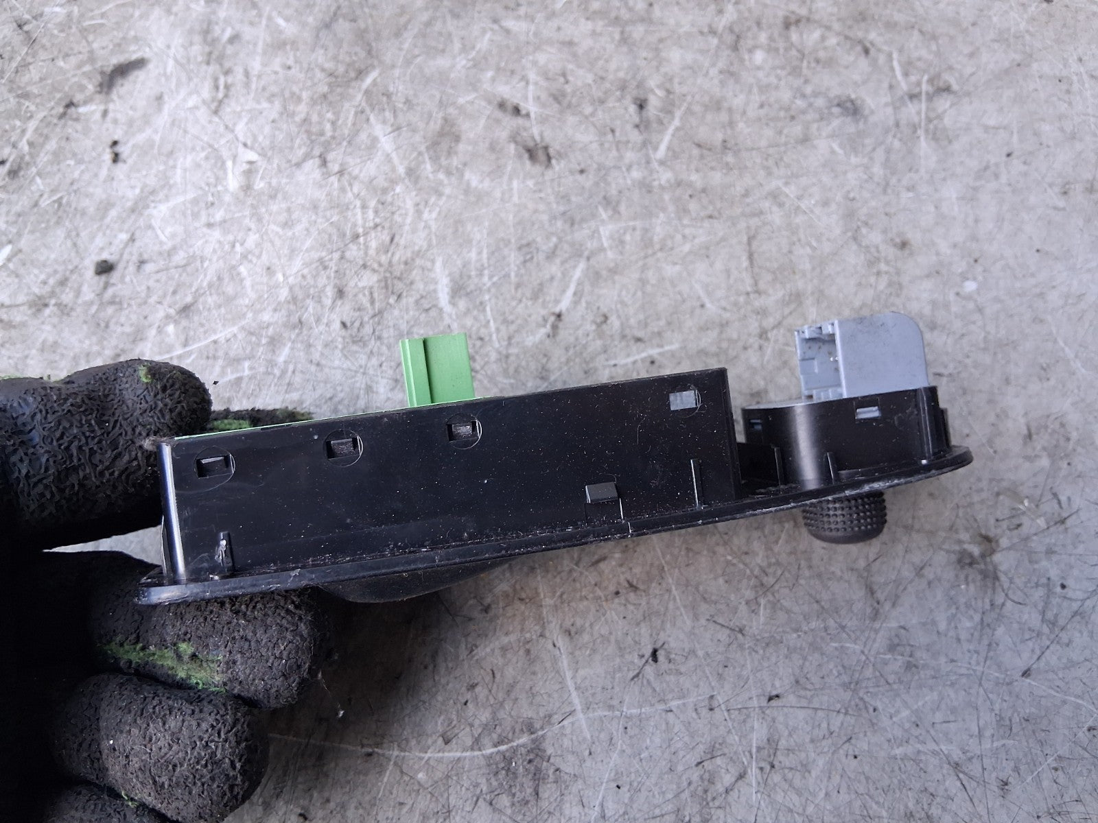 2021 PEUGEOT BOXER MK3 OSF DRIVER SIDE FRONT WINDOW CONTROL SWITCH 07356915110