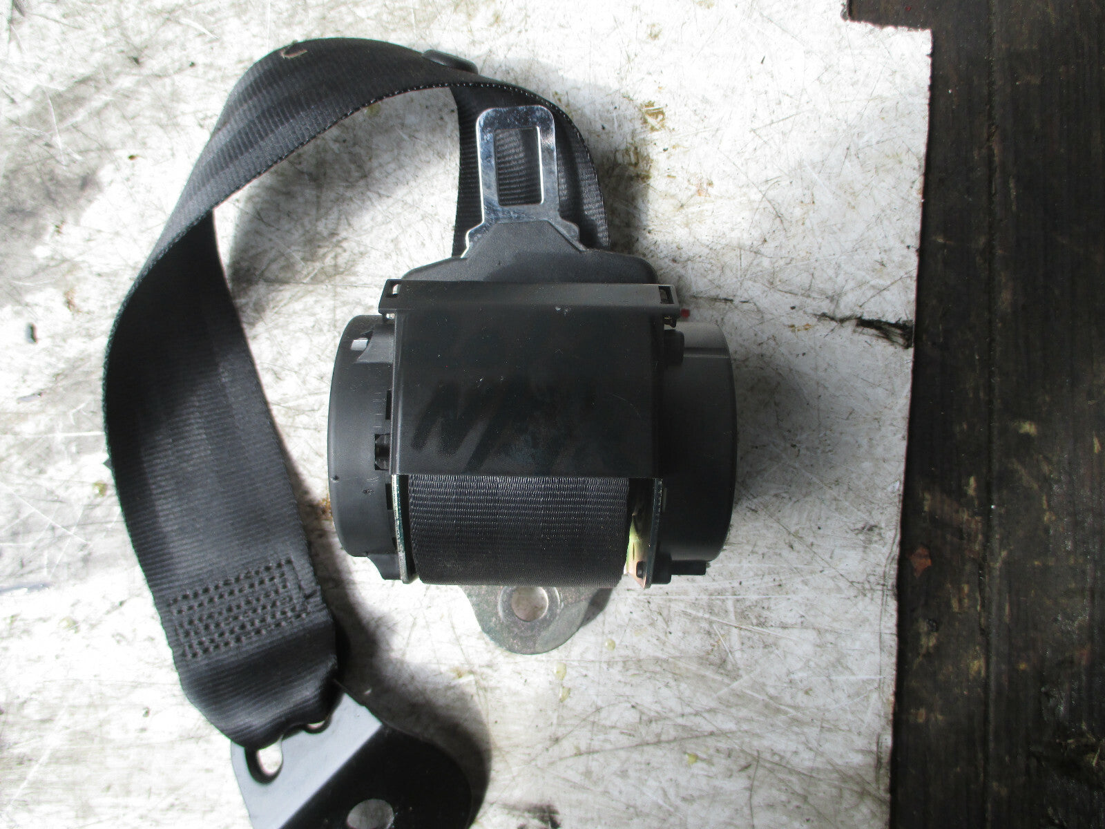 RANGE ROVER EVOQUE 2016 NSR PASSENGER SIDE REAR SEAT BELT ASSEMBLY 618582300B