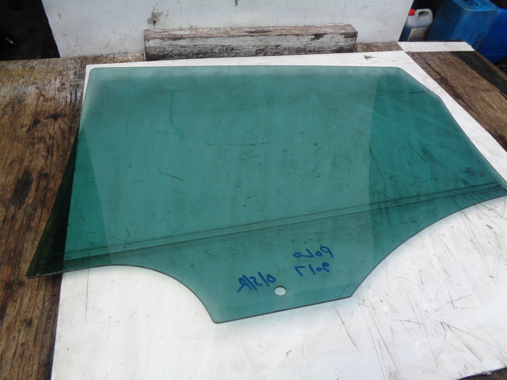 VOLKSWAGEN POLO MK5 6C 6R 5 DOOR OFF DRIVER SIDE REAR WINDOW GLASS