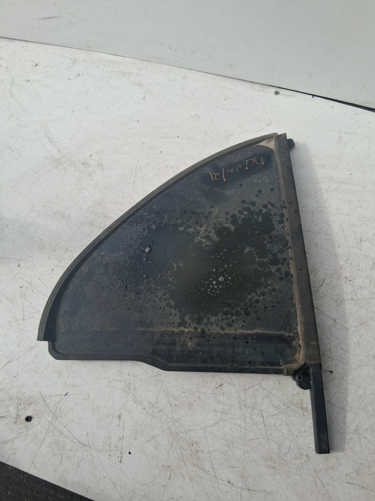 2021 MERCEDES A CLASS OSR REAR RIGHT DRIVER OFF SIDE QUATER WINDOW A1777300400