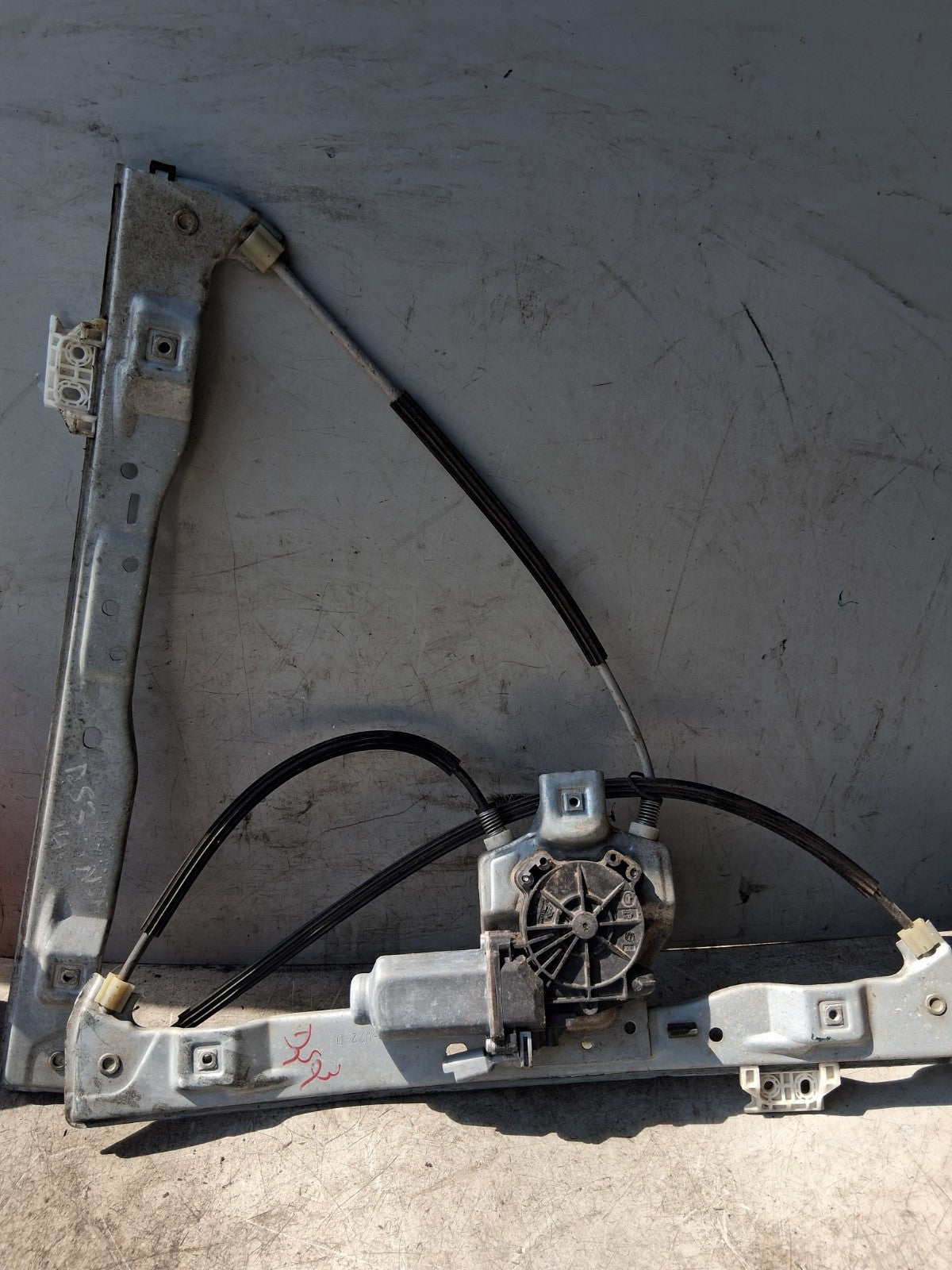 2014 CITROEN DS3 NSF PASSENGER SIDE FRONT LEFT WINDOW MOTOR & REGULATOR