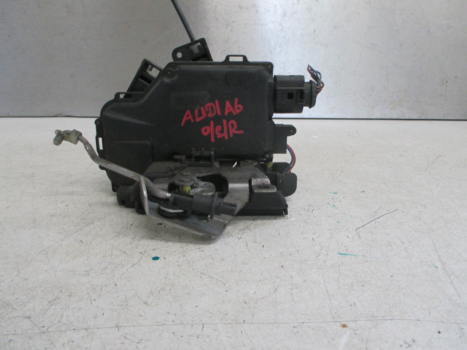 AUDI A6 C5 OSR DRIVER SIDE REAR LOCK MECH MECHANISM