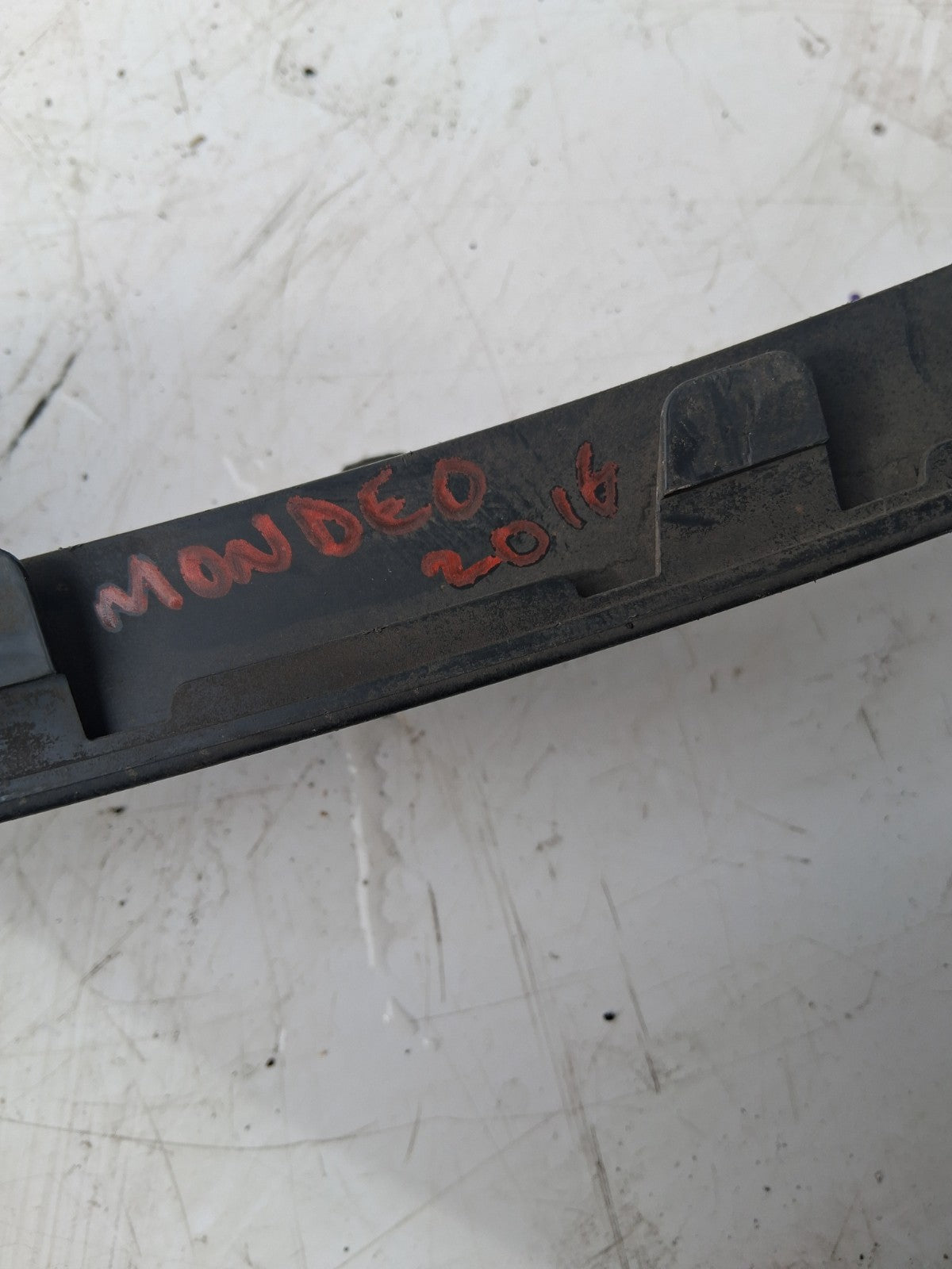 2010 FORD FIESTA MK7 FRONT LOWER GRILLE C1BB17K945AA