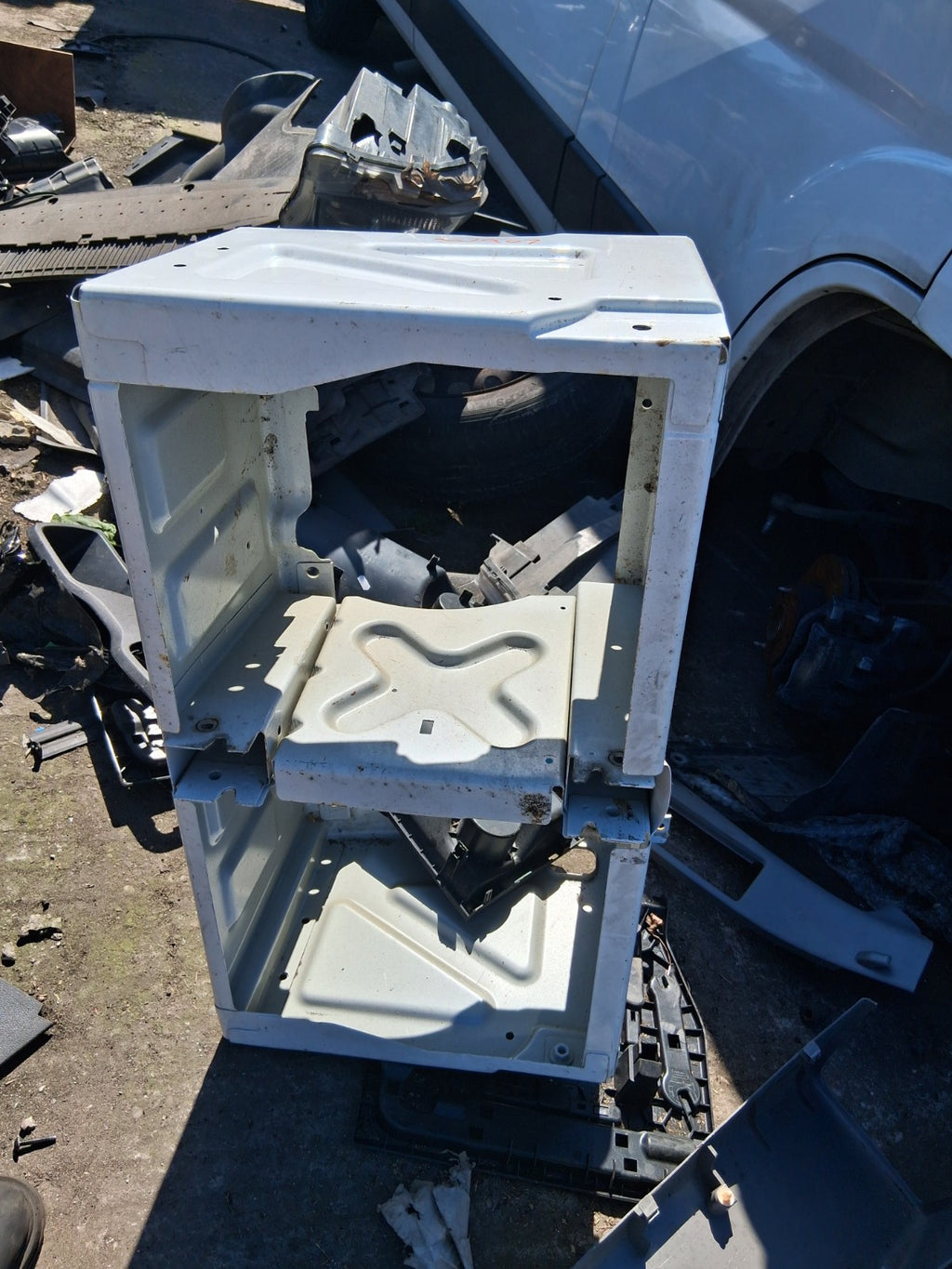 2020 MERCEDES BENZ SPRINTER W907 NSF PASSENGER SIDE LEFT SEAT BASE