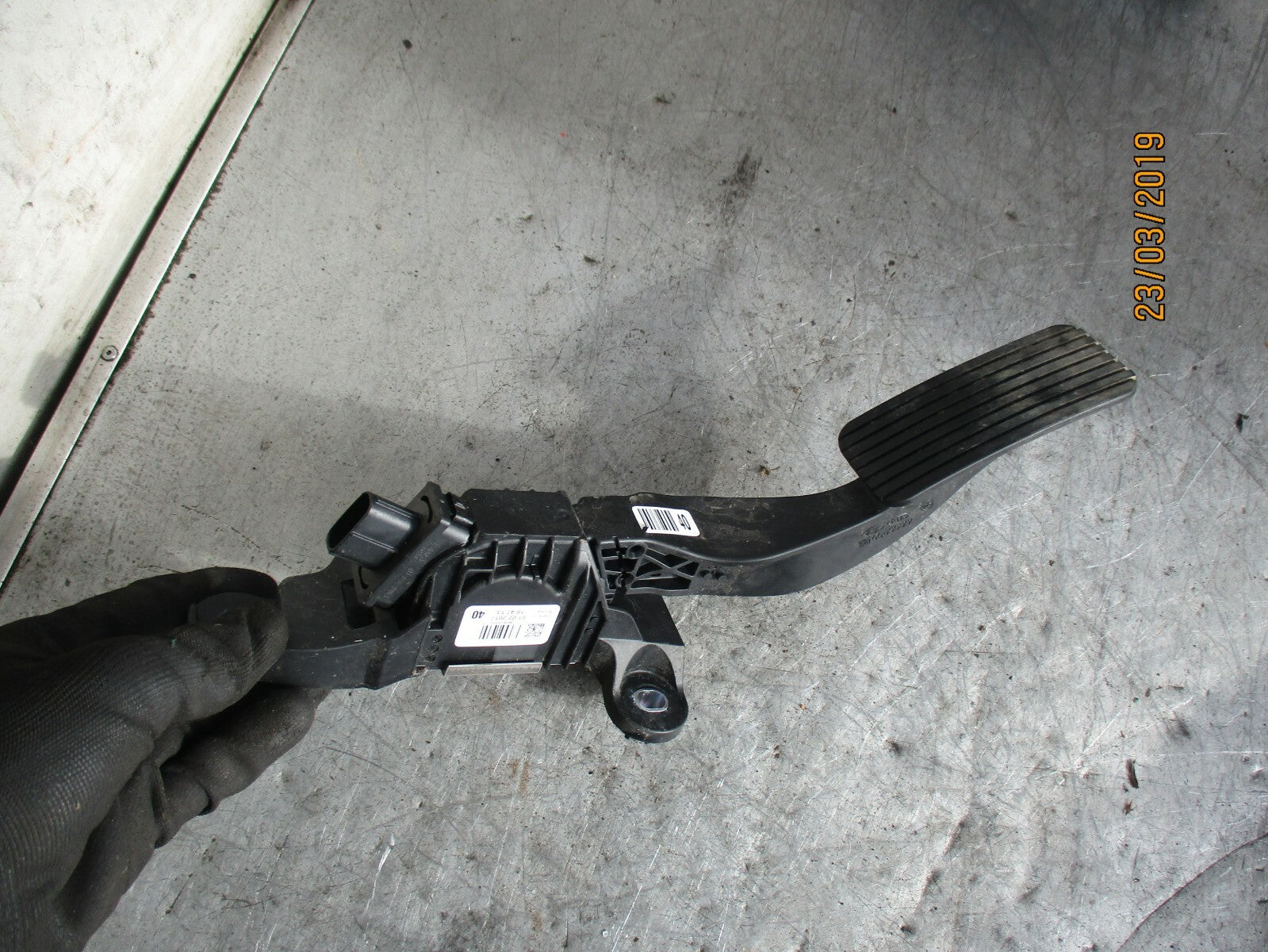 KIA RIO YB (MK4) ELECTRIC ACCELERATOR THROTTLE PEDAL 94001H8050