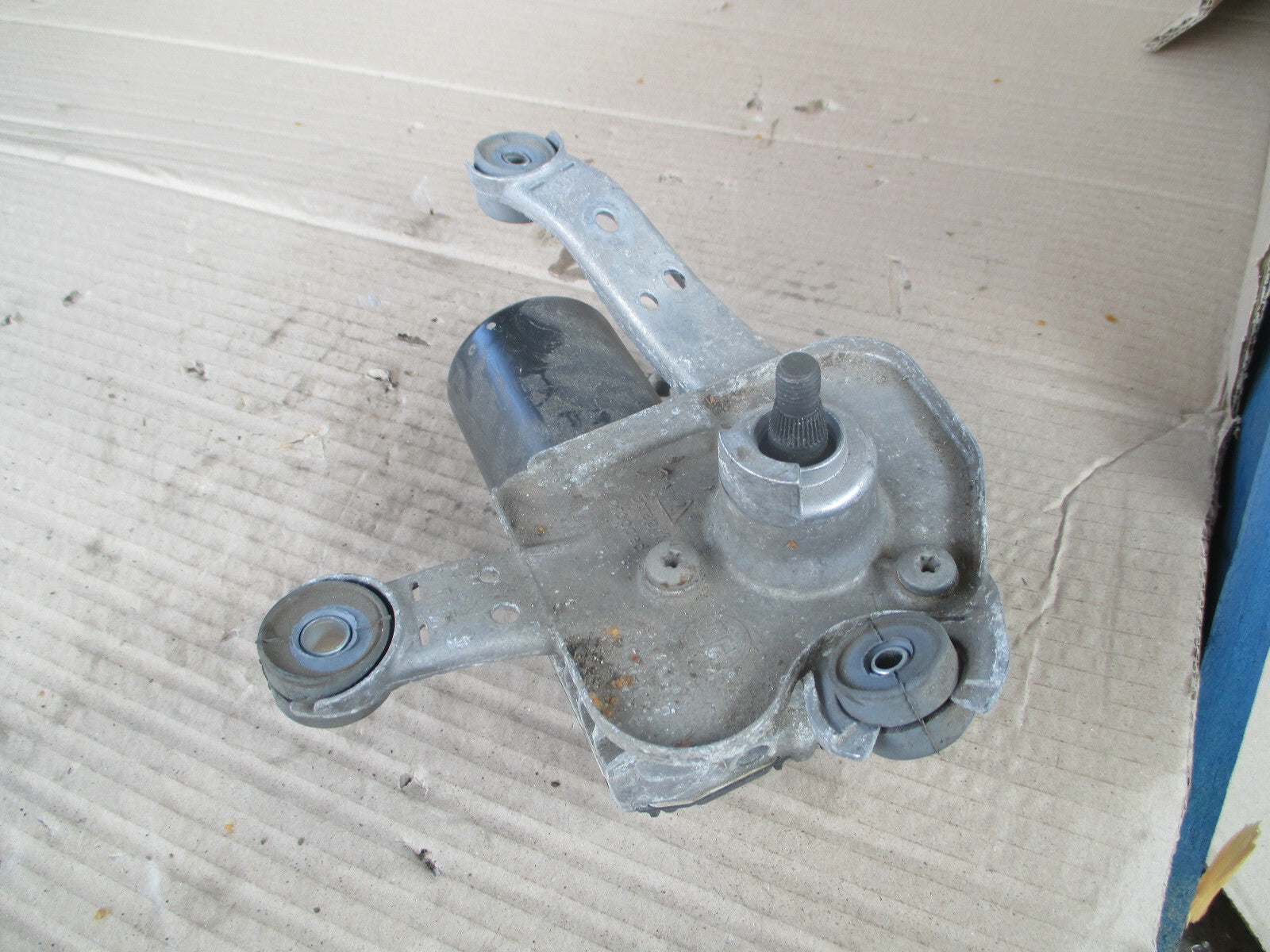 FORD MONDEO MK5 2017 FRONT WINDSCREEN NSF PASSENGER WIPER MOTOR DS7317504DE