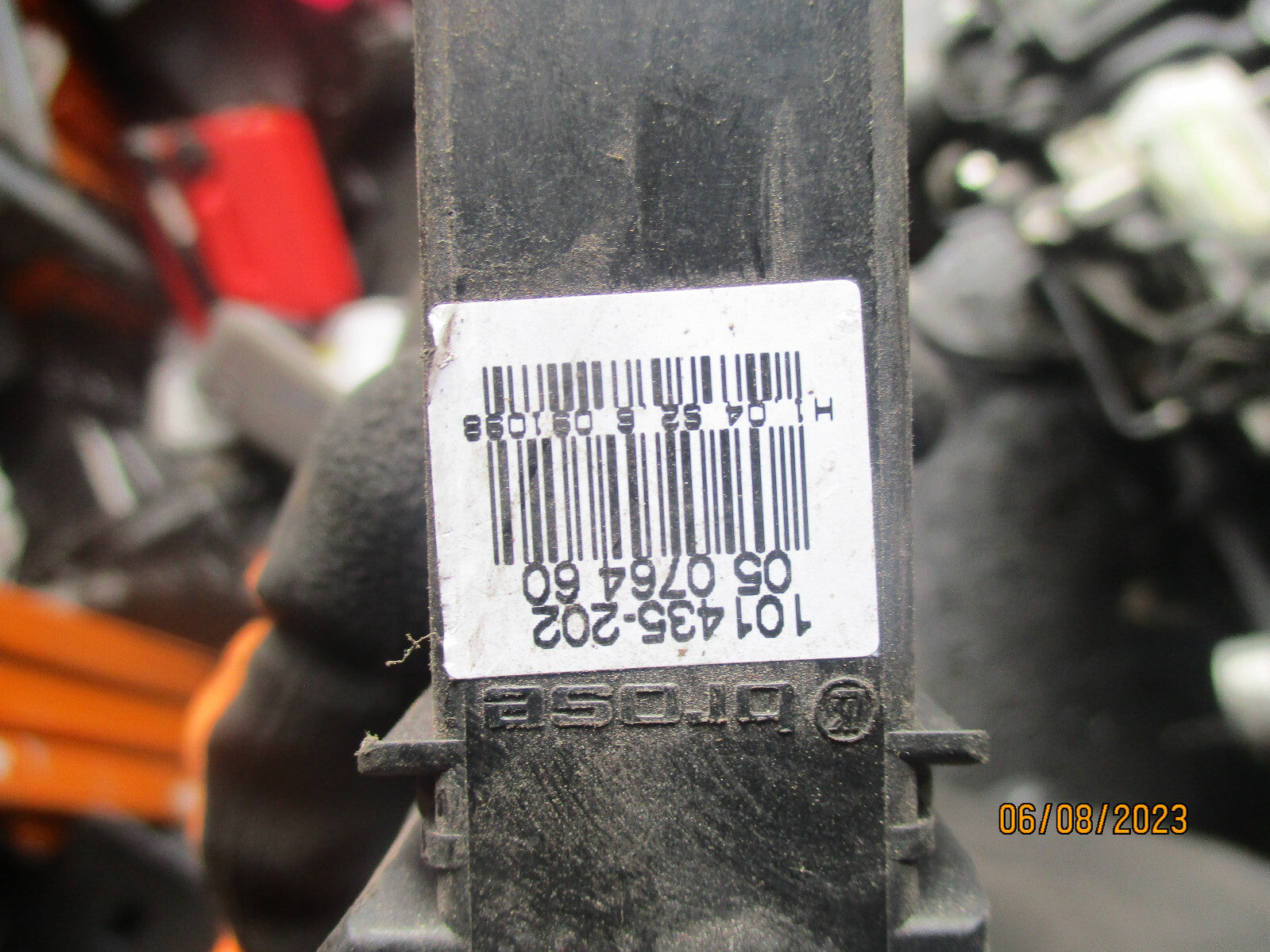 VW GOLF 2000 NSF PASSENGER SIDE FRONT WINOW MOTOR 7746002102