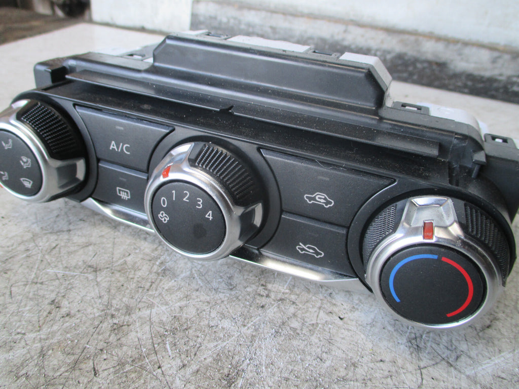 NISSAN MICRA K14 2020 HEATER AC CLIMATE CONTROL SWITCH PANEL 275105FA3C