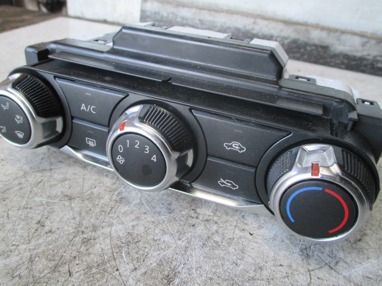 NISSAN MICRA K14 2020 HEATER AC CLIMATE CONTROL SWITCH PANEL 275105FA3C