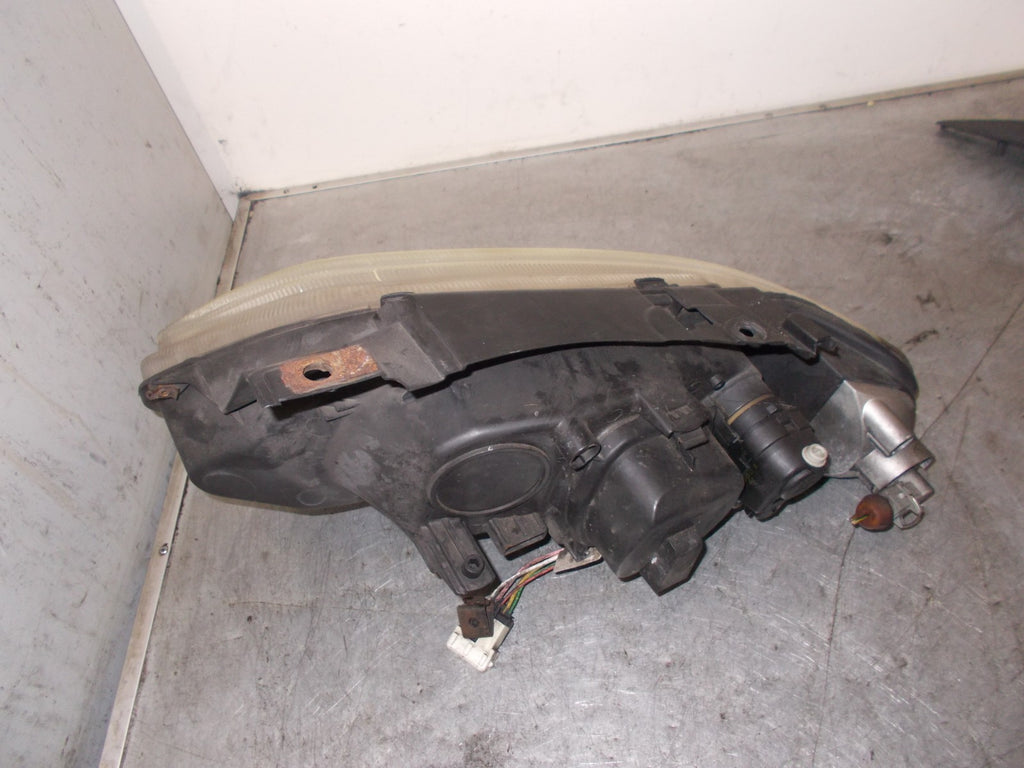 CITROEN XSARA 2000 OS DRIVER SIDE HEADLIGHT HEADLAMP 9637019480