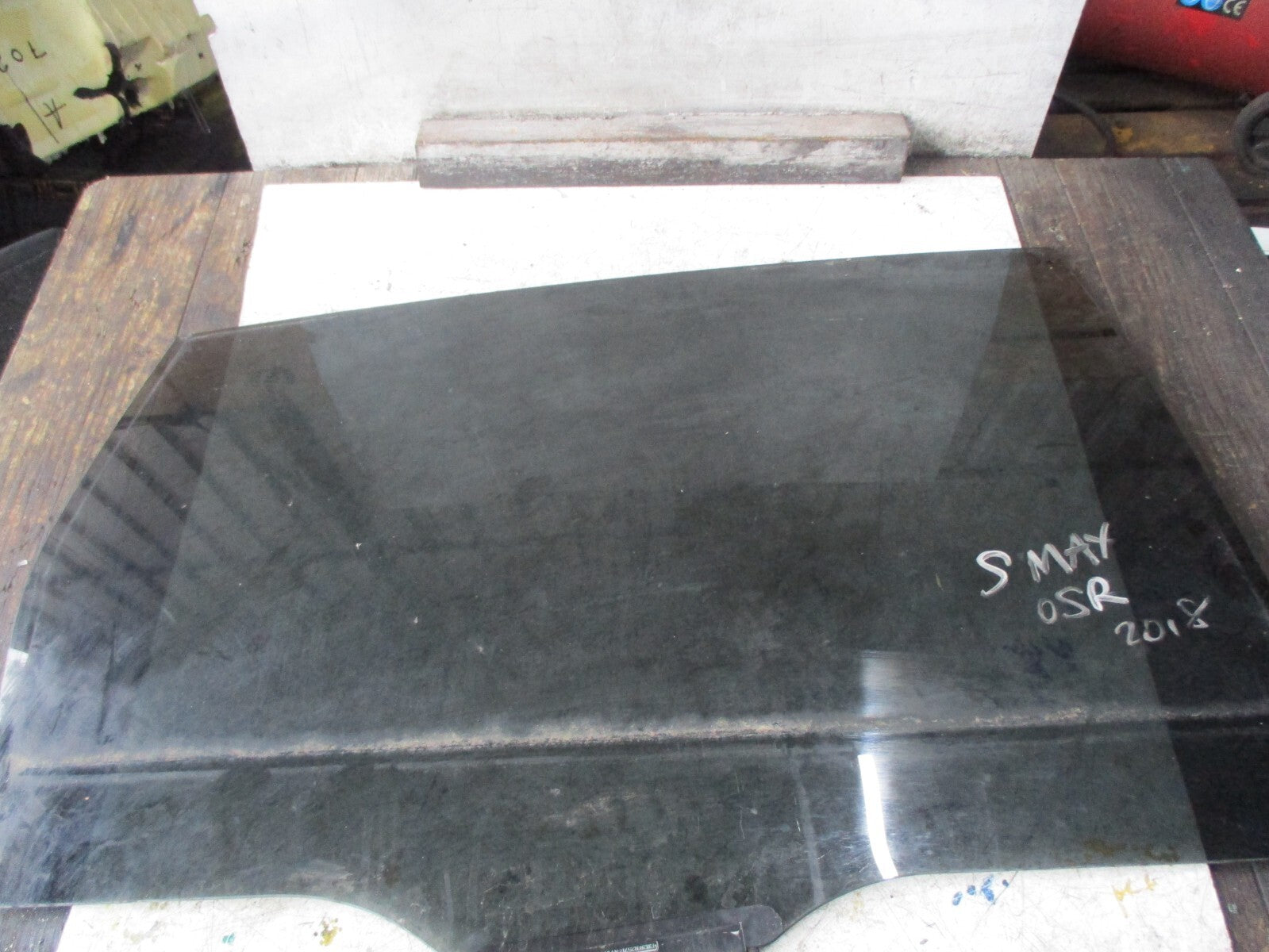 FORD S-MAX 2018 OSR DRIVER SIDE REAR DOOR WINDOW GLASS