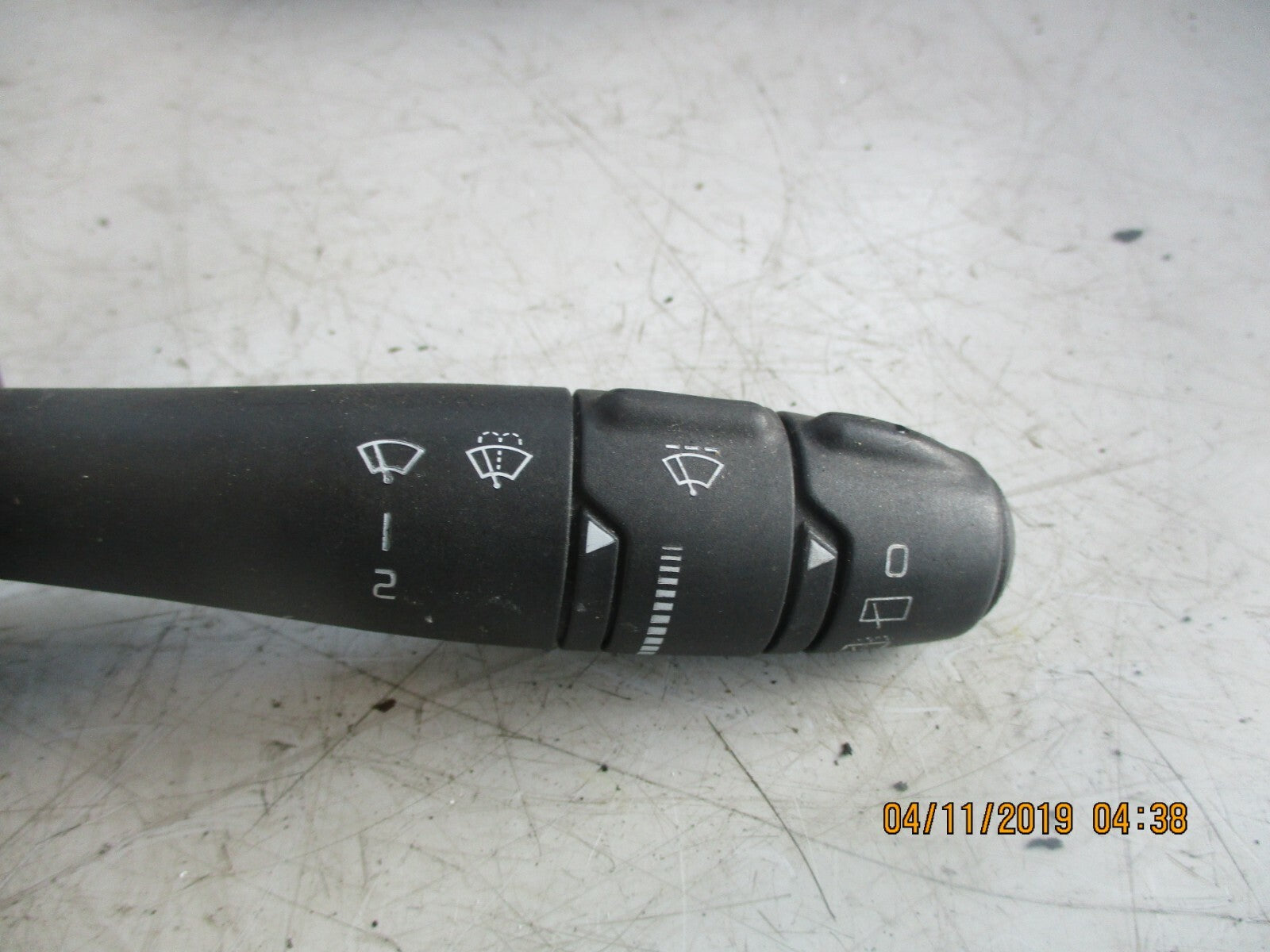 RENAULT LAGUNA MK2 2005 WINDSCREEN WIPER WASHER CONTROL SWITCH STALK 8200328896