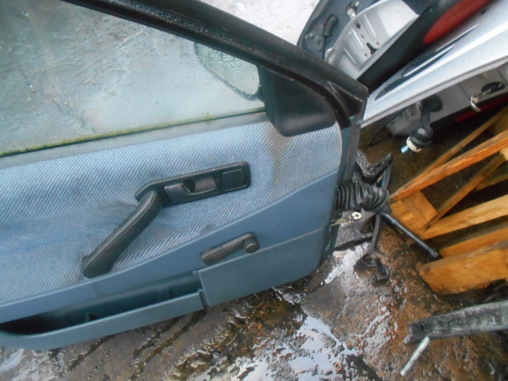 VOLKSWAGEN VW PASSAT B3 (MK3) 1990 NSF PASSENGER SIDE FRONT COMPLETE DOOR BLUE