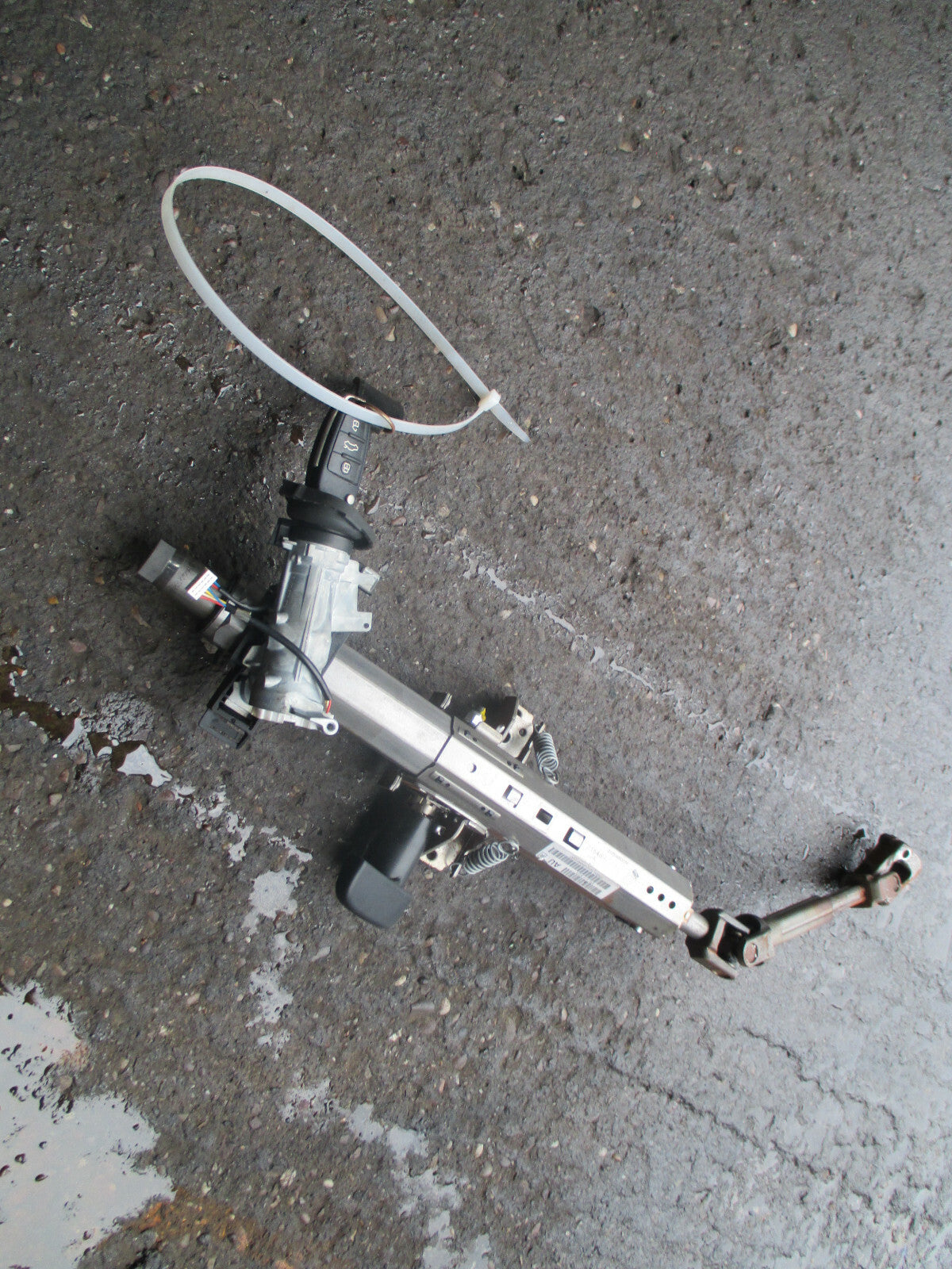 AUDI A1 8X 2015 1.4 PETROL STEERING COLUMN 6R2419502G