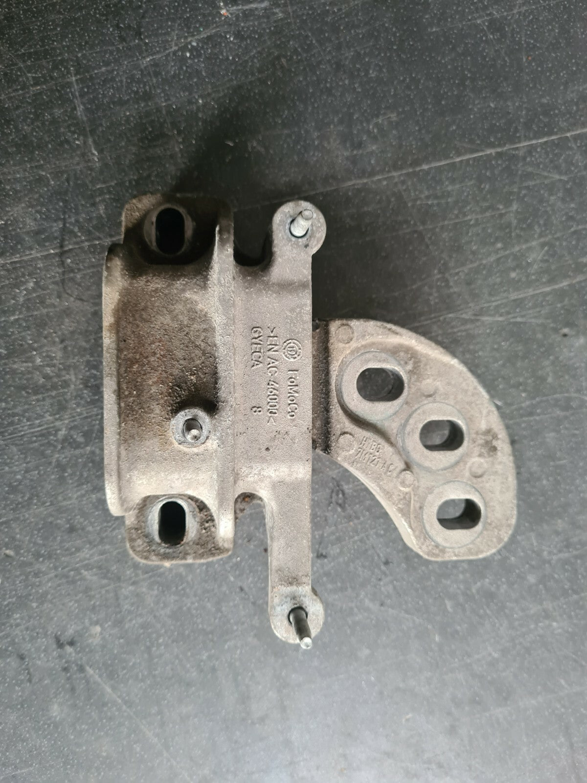 FORD FIESTA MK8 2019 1.0 PETROL TOP GEARBOX MOUNT HIBG-7M121-AC