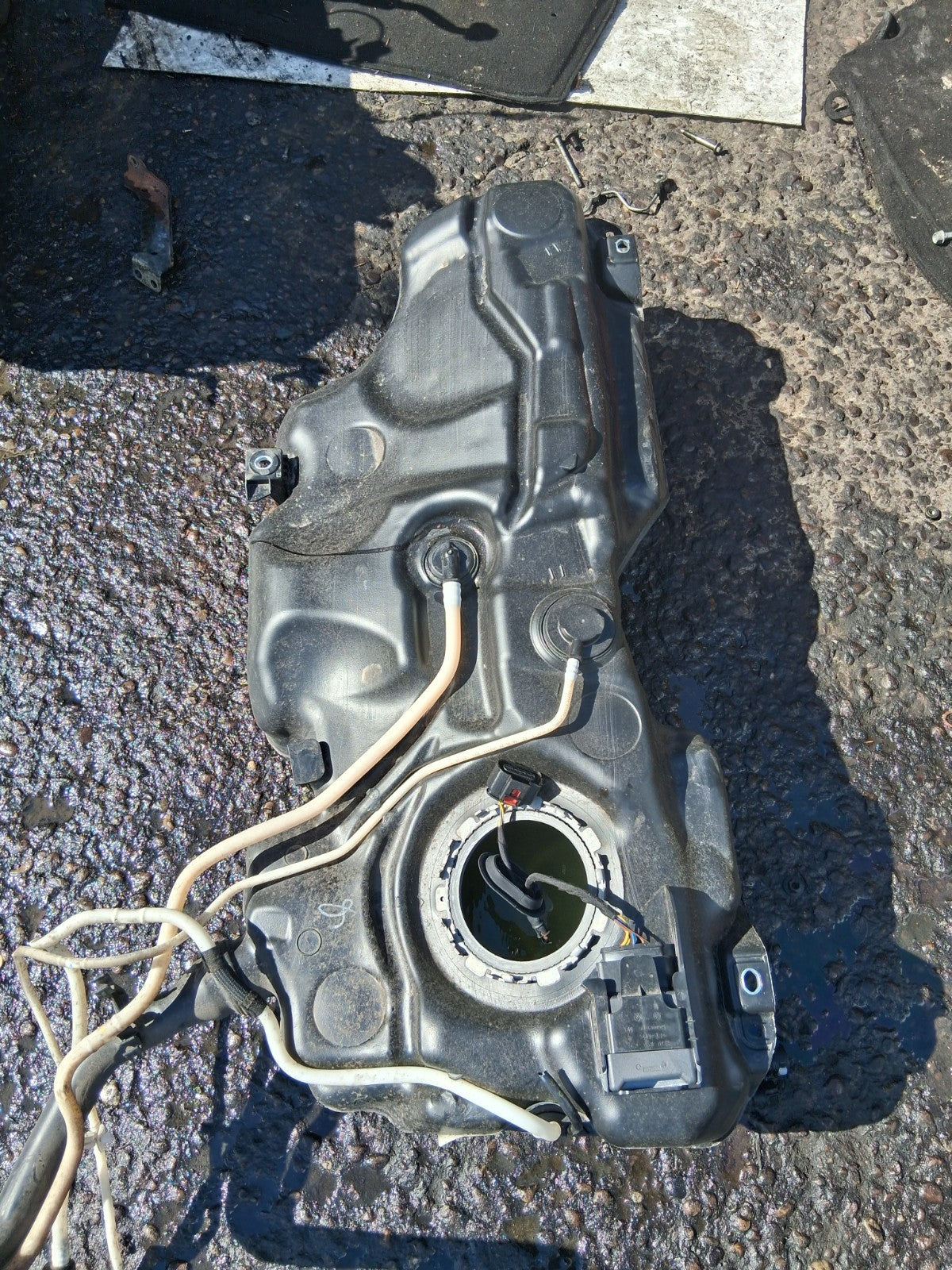 2024 AUDI A1 MK2 1.0 PETROL FUEL TANK 2Q020101