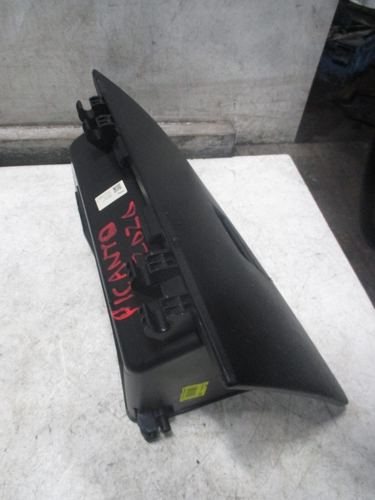 KIA PICANTO 2020 MK3 PASSENGER SIDE STORAGE COMPARTMENT GLOVEBOX