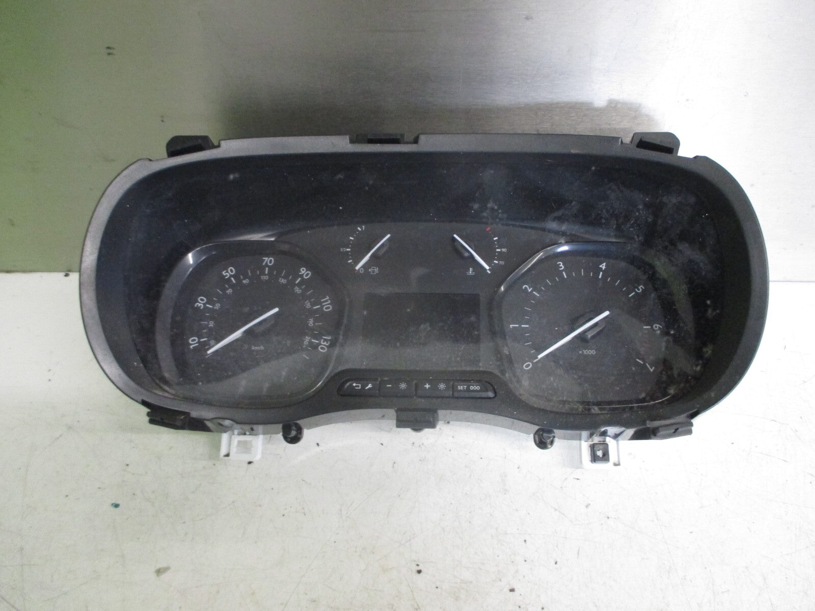 VAUXHALL VIVARO 2021 1.5 DIESEL SPEEDO SPEEDOMETER INSTRUMENT CLUSTER 9837561480