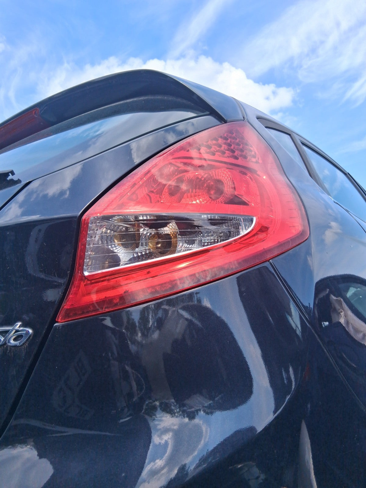 2012 FORD FIESTA ZETEC MK7 5 DOOR OSR DRIVER SIDE REAR RIGHT TAIL LIGHT