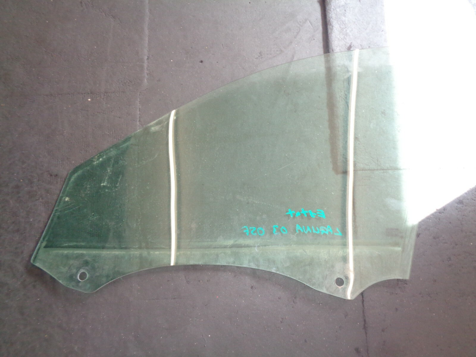 RENAULT LAGUNA MK2 2003 ESTATE  OSF DRIVER SIDE FRONT DOOR WINDOW GLASS