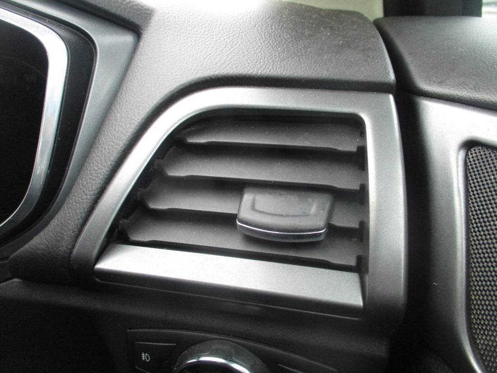 2017 FORD MONDEO MK5 OSF DRIVER SIDE FRONT DASH AIR VENT