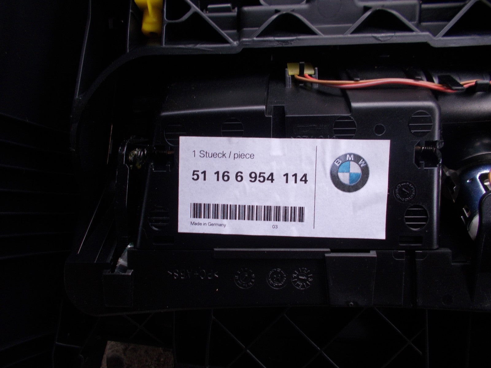 BMW 1 SERIES E87 2006 CENTRE CONSOLE TRIM 51166954114