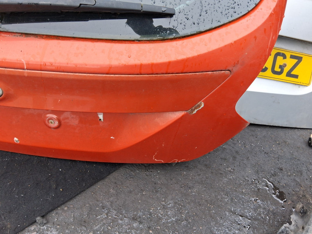2013 FORD FOCUS MK3 HATCHBACK REAR COMPLETE TAILGATE BOOTLUD ORANGE