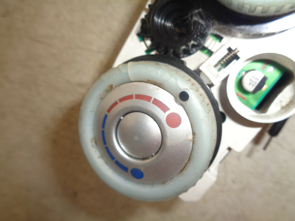 MITSUBISHI COLT MK6 2005 HEATER CLIMATE CONTROL SWITCH PANEL
