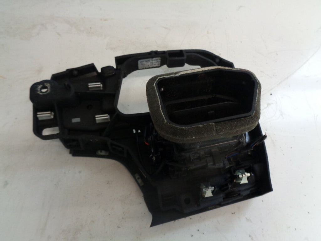 AUDI A5 2017 MK2 8W6 5 DOOR OSF FRONT DRIVER SIDE AIR VENT 8W2820902B