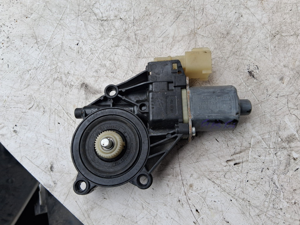 2014 FORD FIESTA MK7 OSF DRIVER SIDE FRONT RIGHT WINDOW MOTOR 8A6114553B
