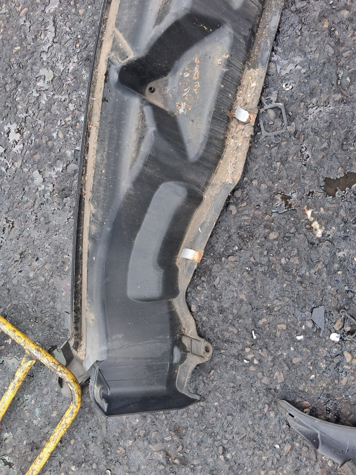 2021 FORD ECOSPORT MK2 FRONT WINDSCREEN SCUTTLE PANEL GN15A016B26