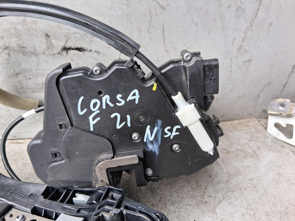 VAUXHALL CORSA F 2021 NSF PASSENGER SIDE FRONT DOOR LOCK MECHANISM 9832796980