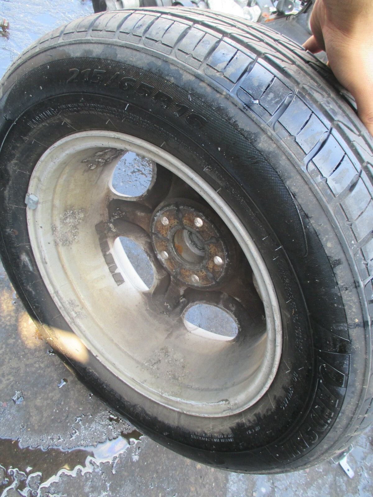 LANDROVER FREELANDER L314 MK1 2004 WHEEL AND TYRE 215 65 16