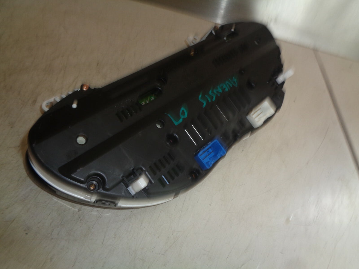 TOYOTA AVENSIS 2004 2.0 DIESEL SPEEDOMETER INSTRUMENT CLUSTER 8380005640H