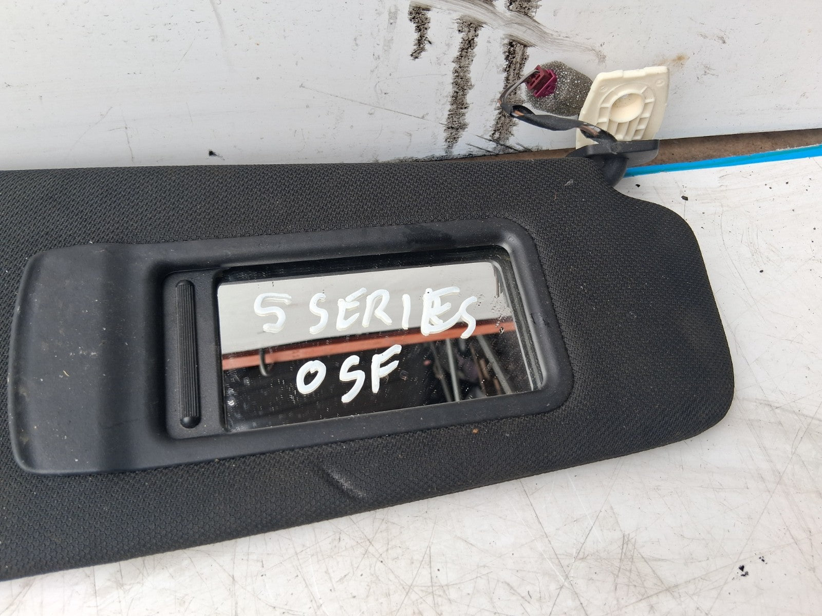 2010 BMW 5 SERIES F10 FRONT OSF DRIVER SIDE SUN VISOR