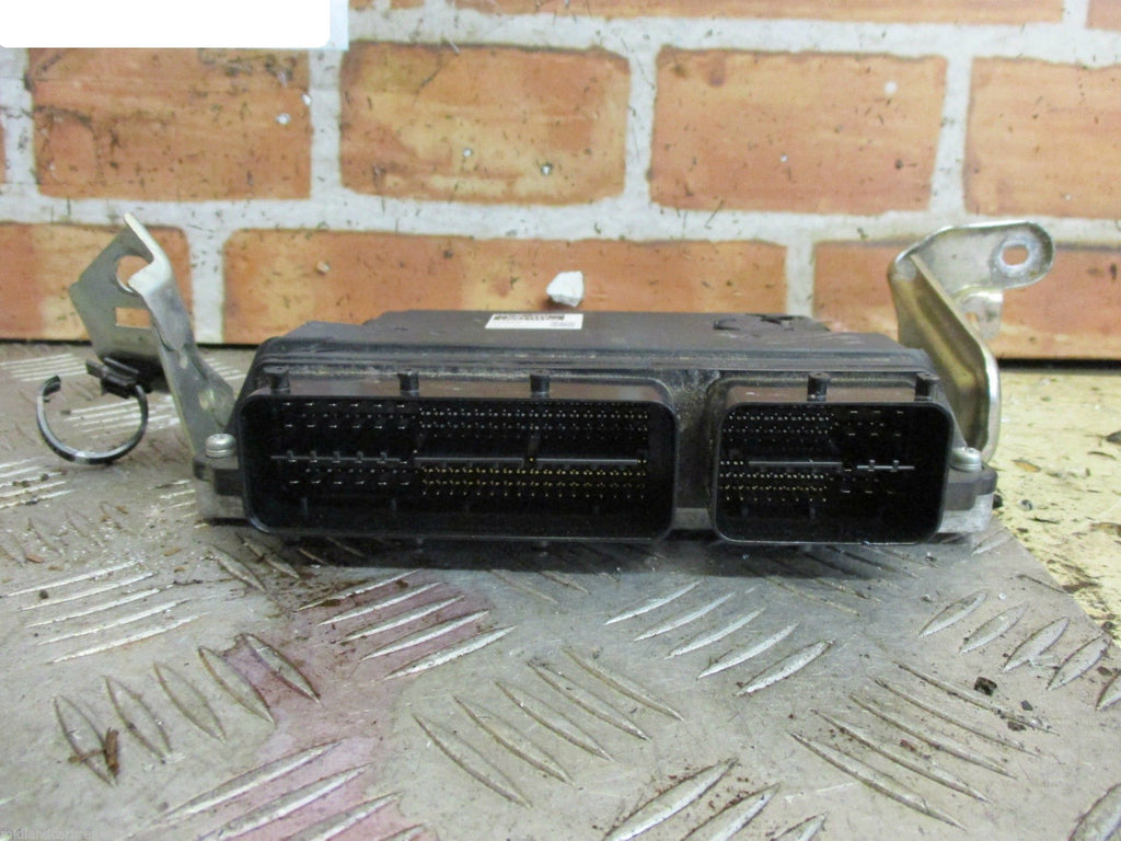 LEXUS CT200h 2014 1.8 ECU ENGINE CONTROL UNIT MODULE 89661-76130 275500-8440