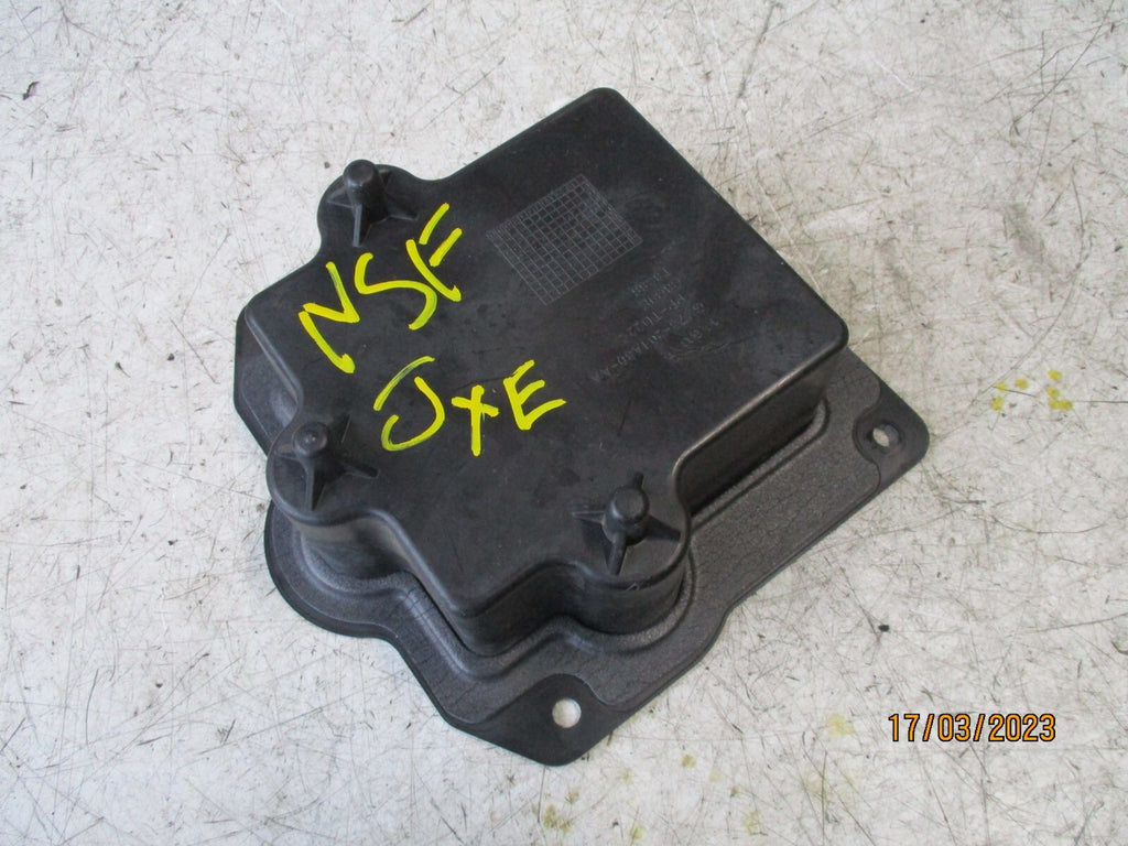 JAGUAR XE 2017 NSF PASSENGER SIDE FRONT DOOR CONTROL MODULE HK8314D617BB