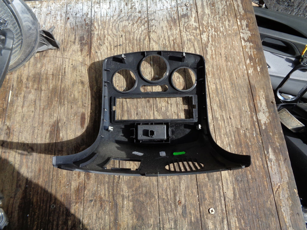 RENAULT CLIO MK3 2006 1.2 PETROL INTERIOR TRIM 6246S9475