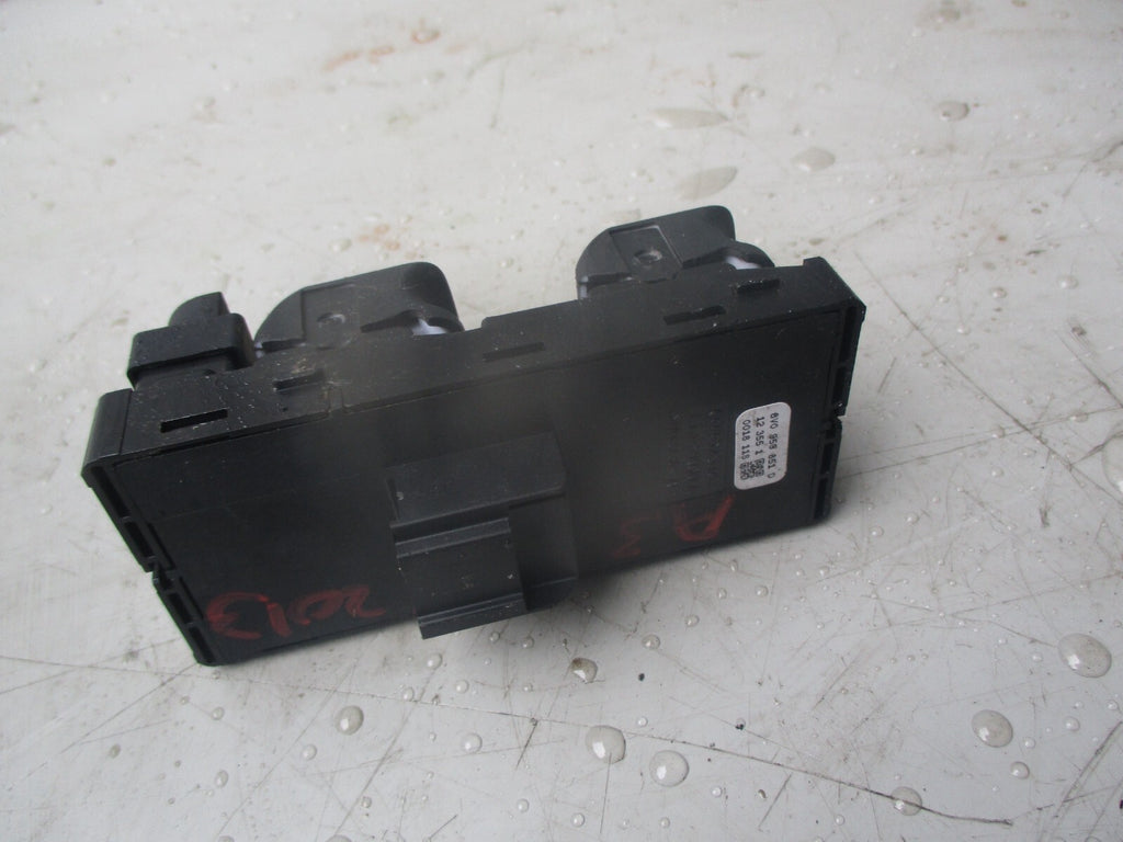 AUDI A3 8V 2013 OS DRIVER SIDE DOOR WINDOW CONTROL SWITCH 8V0959851D