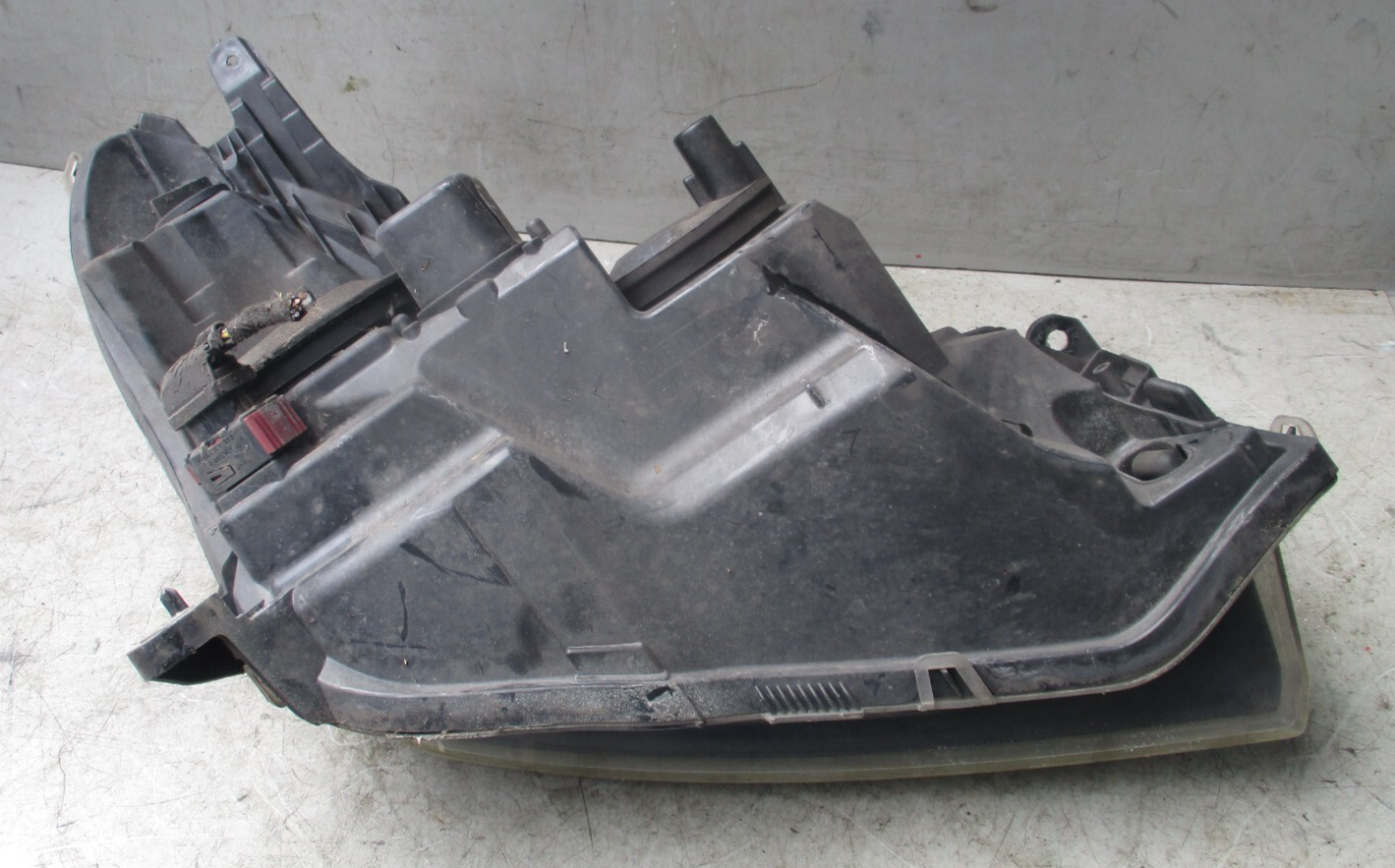 2005 VAUXHALL ASTRA H NSF PASSENGERS SIDE HEADLIGHT 1LG270370-33