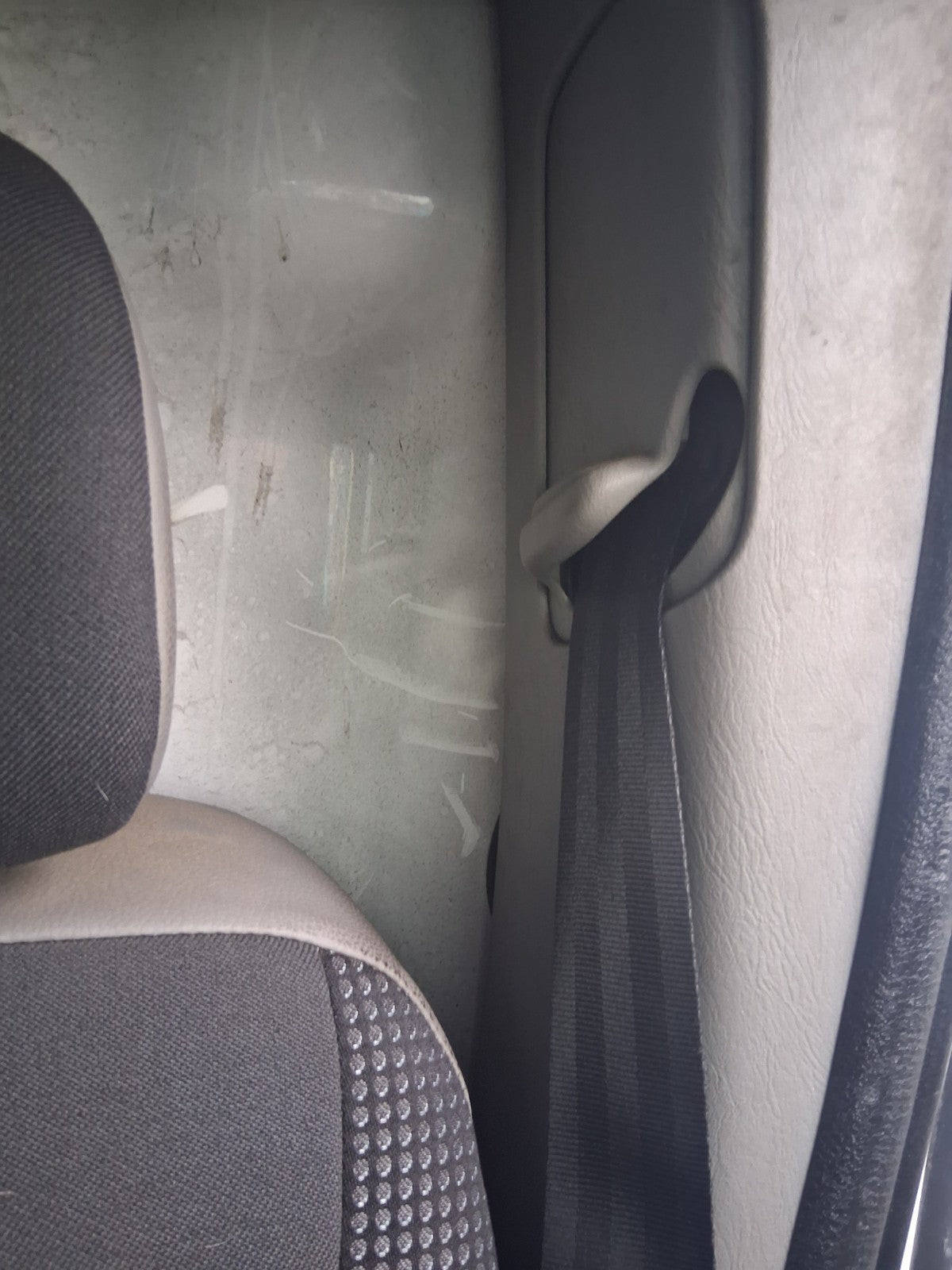 2014 VAUXHALL VIVARO MK1 NSF PASSENGER SIDE FRONT LEFT SEAT BELT