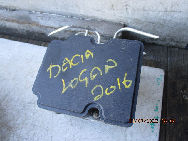 DACIA SANDERO LOGAN 2016 ABS PUMP & MODULATOR 476605492R