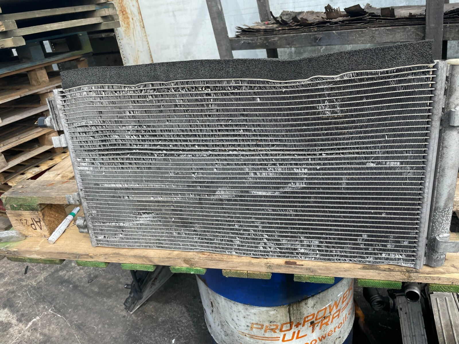 RENAULT MEGANE MK3 2013 AIR CON AC CONDENSER 921000294R R32