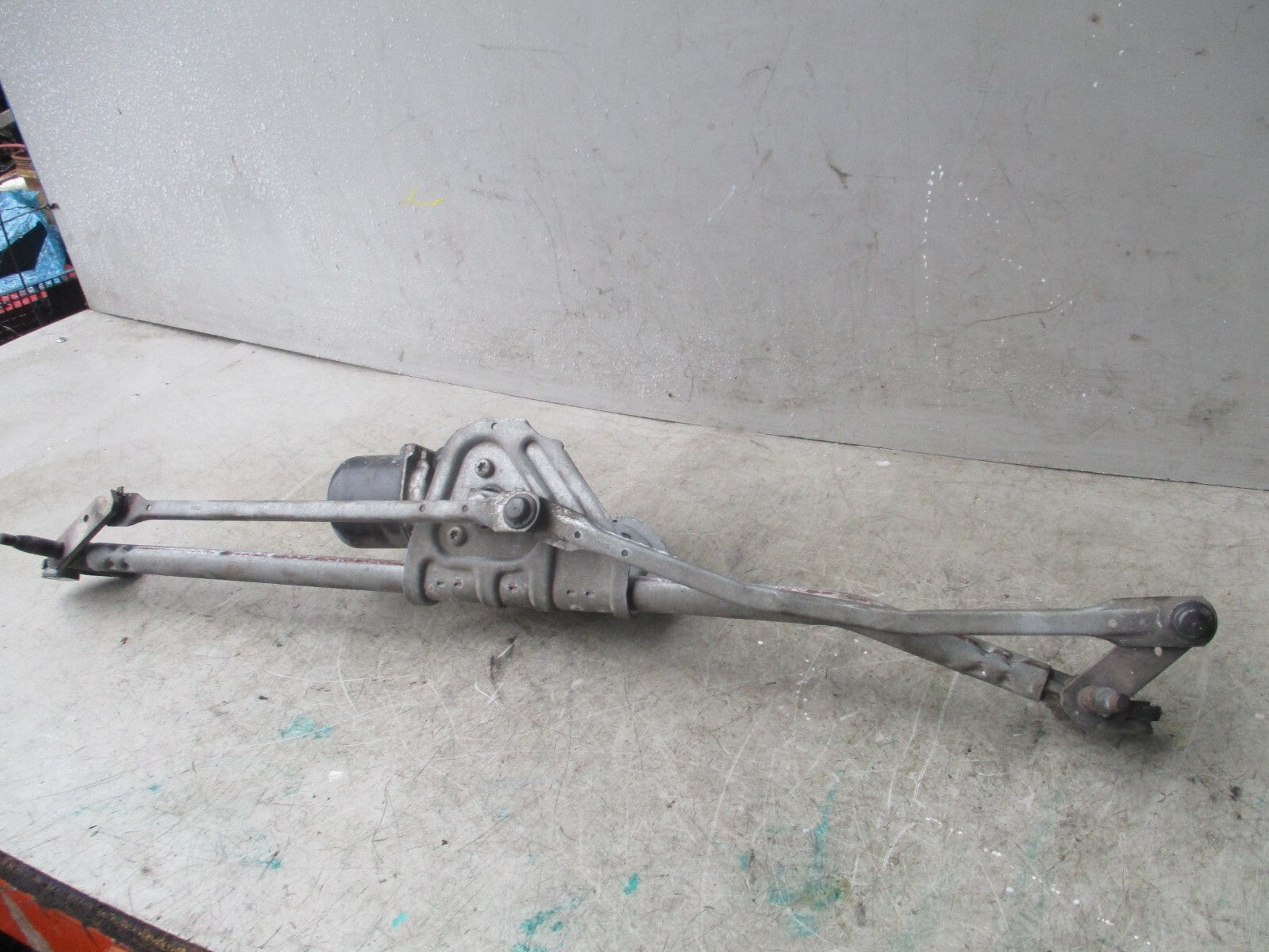 2010 MINI COOPER FRONT WIPER MOTOR & LINKAGE 53555304