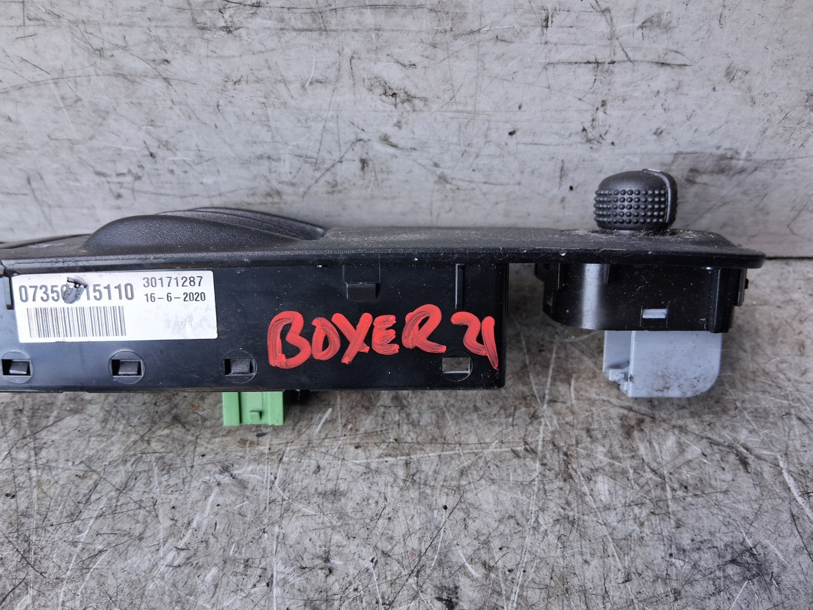 2021 PEUGEOT BOXER MK3 OSF DRIVER SIDE FRONT WINDOW CONTROL SWITCH 07356915110