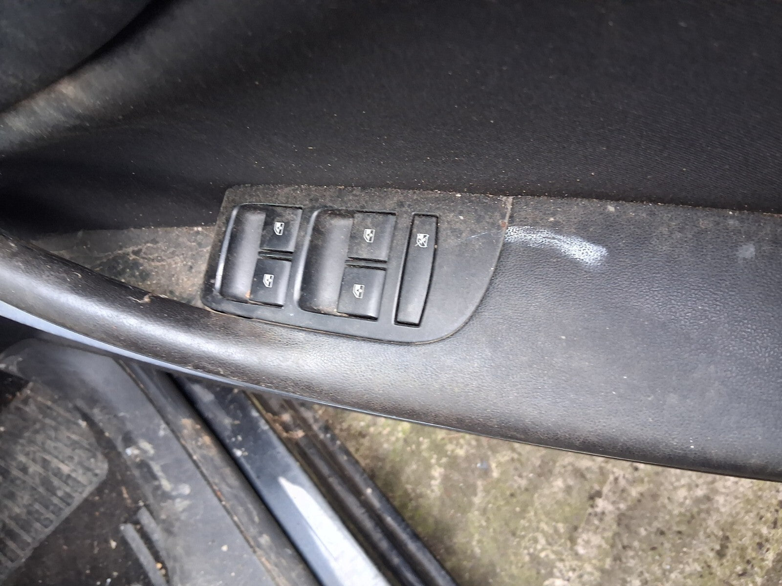 2014 VAUXHALL ZAFIRA TOURER C MK3 OSF DRIVER SIDE FRONT WINDOW CONTROL SWITCH