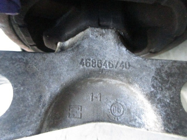 2007 VAUXHALL CORSA TOP ENGINE MOUNT SUPPORT BRACKET 468646740