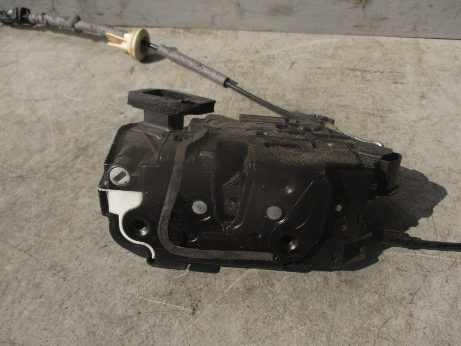 2015 VOLKSWAGEN GOLF MK7 NSF PASSENGER FRONT LEFT DOOR LOCK MECHANISM 5K2837015D